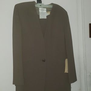 Women's Badgley Mischka Pants Suit